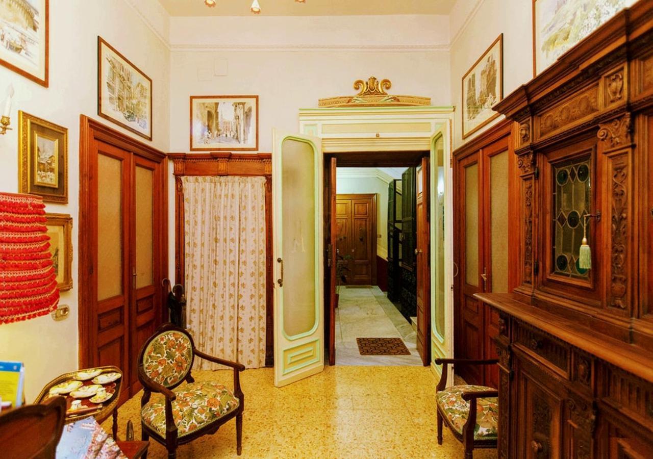 B&B Atmosfere Del Centro Storico Неаполь Екстер'єр фото