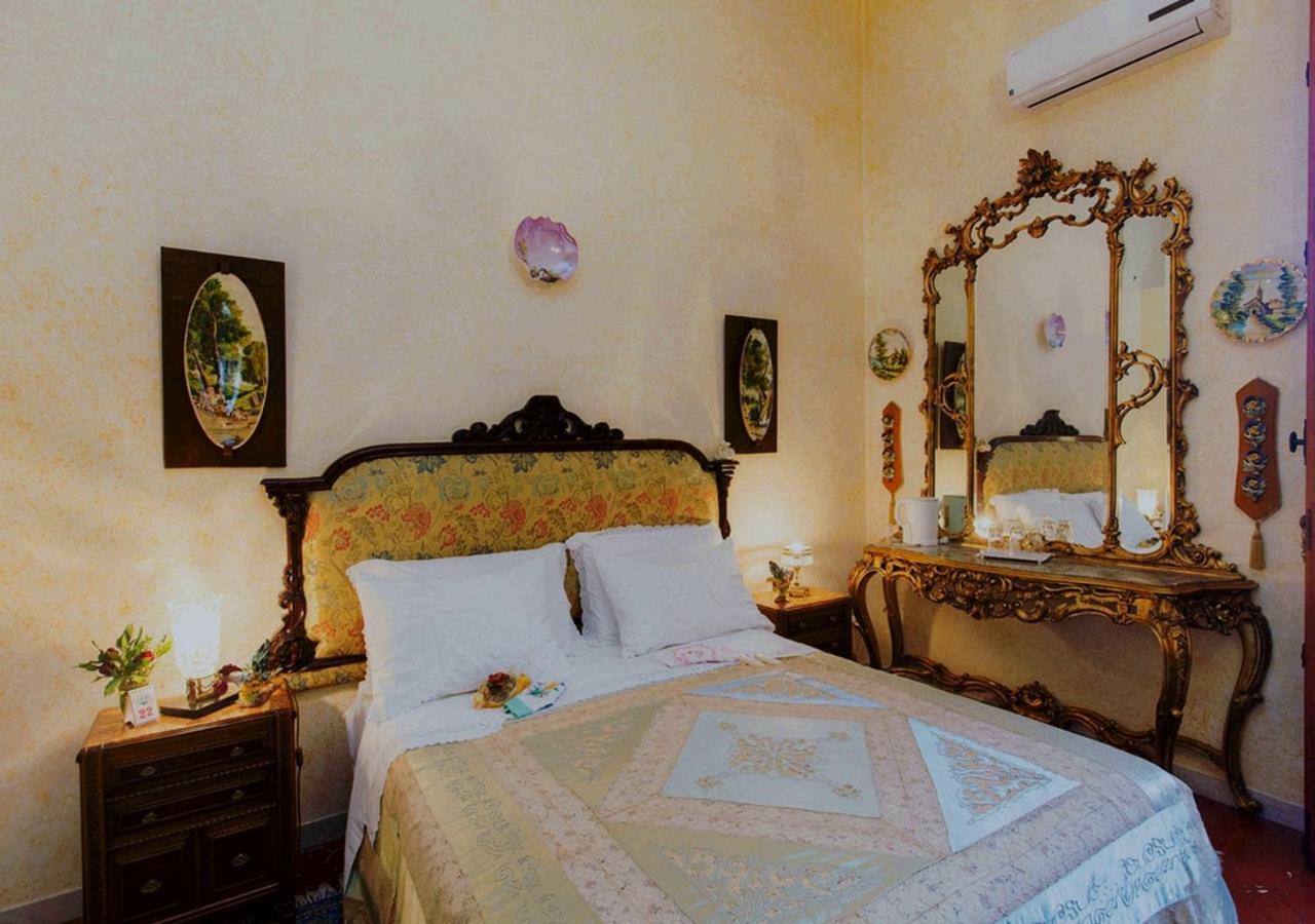 B&B Atmosfere Del Centro Storico Неаполь Екстер'єр фото